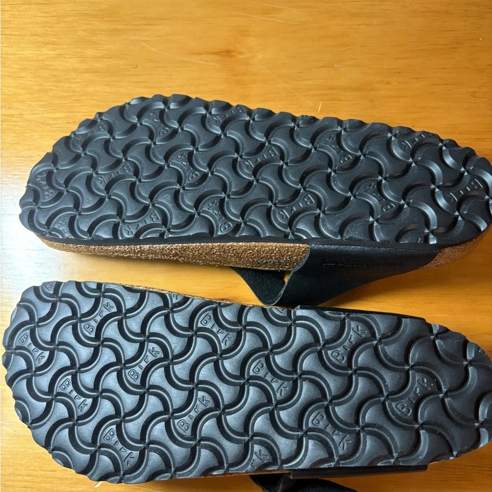 Birkenstock Gizeh Black Sandals 37 Regular Width - EUC! 🖤🖤 - Picture 3 of 4